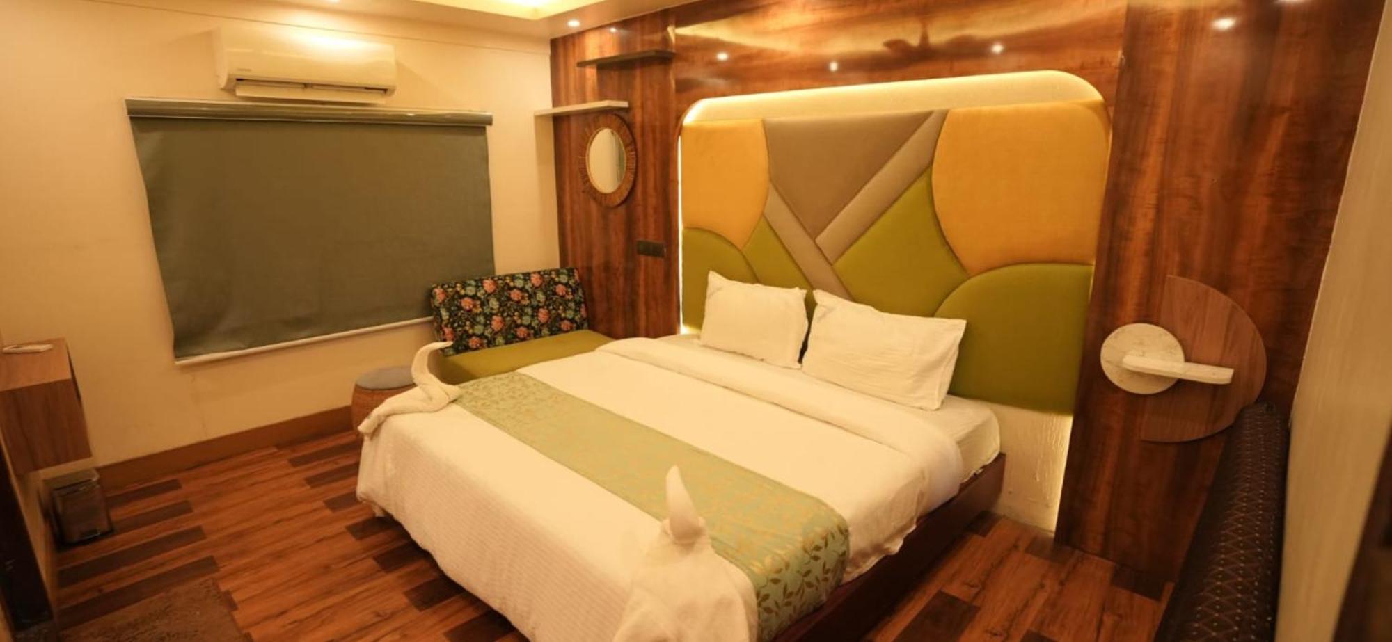 Victoria Houseboats Hotel Alappuzha Exterior photo
